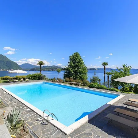 Villino San Remigio 9 Bedrooms 18 Pax Villa