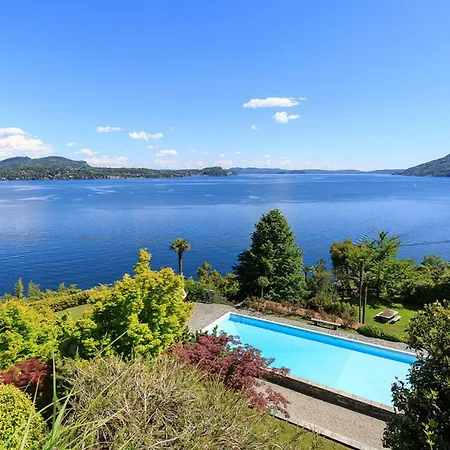 Villa Villino San Remigio 9 Bedrooms 18 Pax *